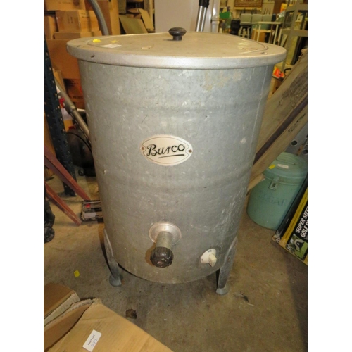 572 - A VINTAGE BURCO WATER BOILER AND A BOXED CERAMIC HAMPTON 560MM BASIN