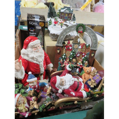 60 - A QUANTITY OF ASSORTED MODERN AND VINTAGE CHRISTMAS DECORATIONS TO INCLUDE RETRO BAUBLES, ANIMATED O... 