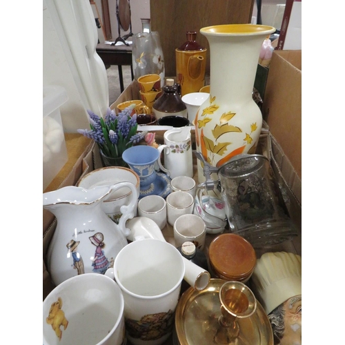 61 - THREE TRAYS OF ASSORTED CERAMICS AND COLLECTABLES TO INCLUDE MA DARTMOUTH POTTERY GURGLE JUG, A PALL... 