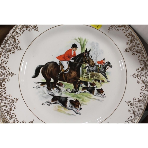 103 - A TRAY OF ASSORTED CERAMICS TO INCLUDE A SET OF HUNTING THEMED CABINET PLATES, VARIOUS TEAPOTS ETC