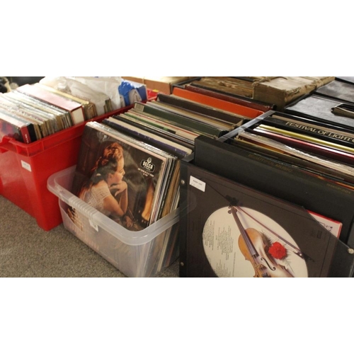 130 - A LARGE COLLECTION OF ASSORTED MOSTLY CLASSICAL LP RECORDS ETC, TO INCLUDE A SELECTION OF BOX SETS E... 