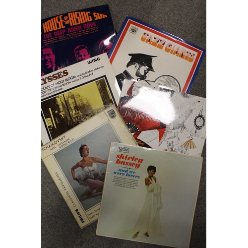 140 - A BOX OF ASSORTED LP RECORDS TO INC CRYSTAL GAYLE, HENRI MANCINI, PAUL ANKA, ETC