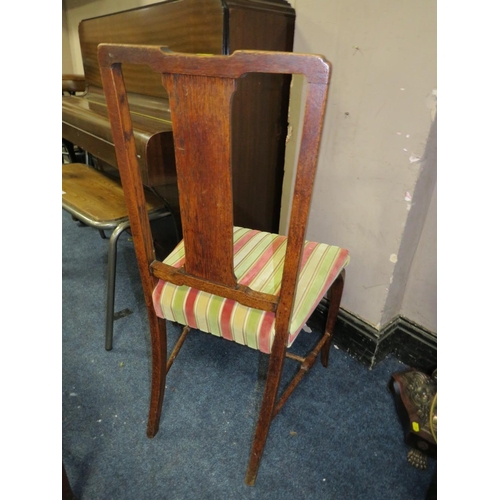 611 - A PAIR OF OAK BEDROOM CHAIRS