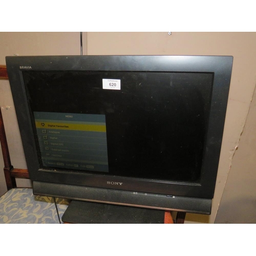 620 - A SMALL SONY BRAVIA 19