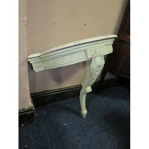 623 - A VINTAGE PAINTED CARVED CONSOLE TABLE WITH MARBLE TOP W-67 CM