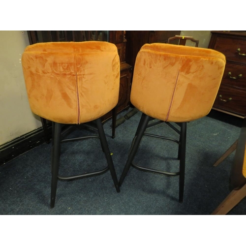 624 - A PAIR OF MODERN BURNT ORANGE KITCHEN STOOLS