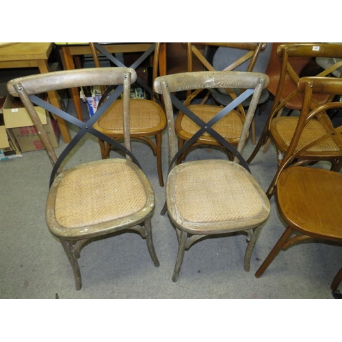 658 - A HARLEQUIN SET OF EIGHT ASSORTED BENTWOOD CHAIRS