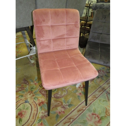 686 - A HARLEQUIN SET OF FIVE VELVET EFFECT DINING CHAIRS