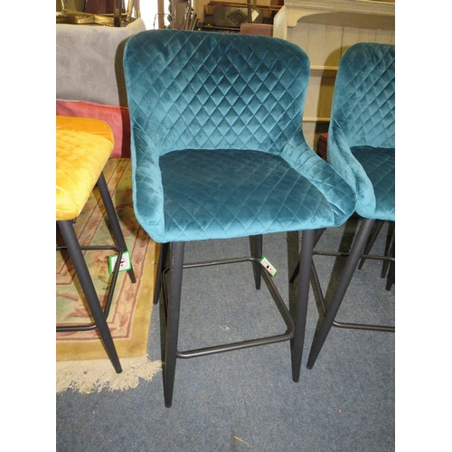 689 - A PAIR OF MODERN GREEN UPHOLSTERED KITCHEN STOOLS