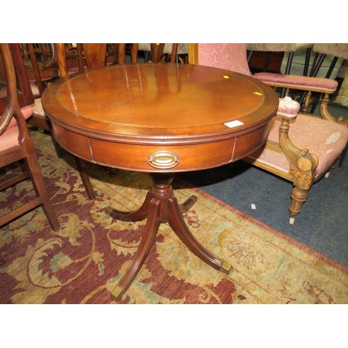 705 - A REPRODUCTION DRUM TABLE, VINTAGE CHINA CABINET AND AN OAK BLANKET BOX (3)