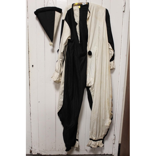 150 - A VINTAGE PIERROT CLOWN COSTUME A/F