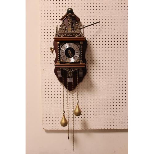 159 - A LATE 20TH CENTURY DUTCH ZANDAAM WALLCLOCK WITH TWO BRASS WEIGHTS