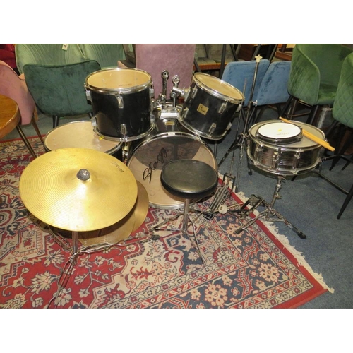 172 - A 'STAGG' PERCUSSION DRUM KIT