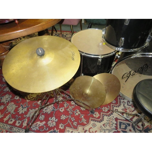 172 - A 'STAGG' PERCUSSION DRUM KIT