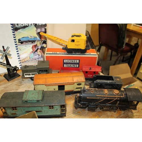 210 - A LIONEL TRAINS O GAUGE ELECTRIC TRAIN SET INCLUDING A PIGGY BACK TRANSPORTATION SET, LOCOMOTIVES PO... 