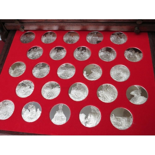 238 - THE MASTERPIECES OF RUBENS SET OF 100 PROOF LONDON IMPORT HALLMARKED SILVER COINS / MEDALS IN A FITT... 