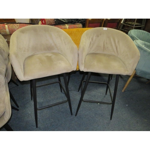 702 - A PAIR OF MODERN UPHOLSTERED VELVET BAR / KITCHEN STOOLS