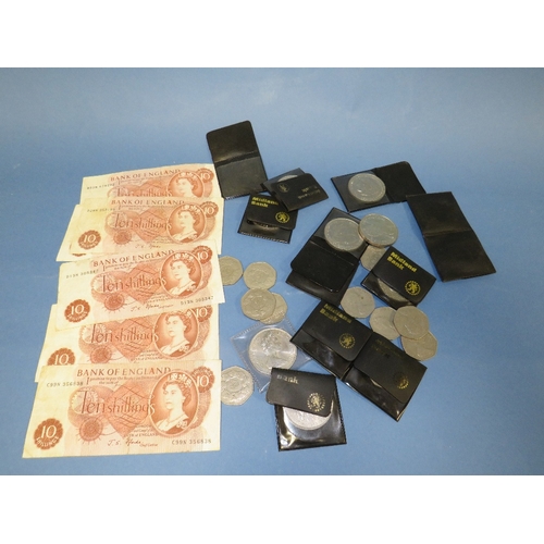 282 - A COLLECTION OF ASSORTED COINAGE TO INCLUDE 50P COINS AND A SELECTION OF ENGLISH BANK NOTES