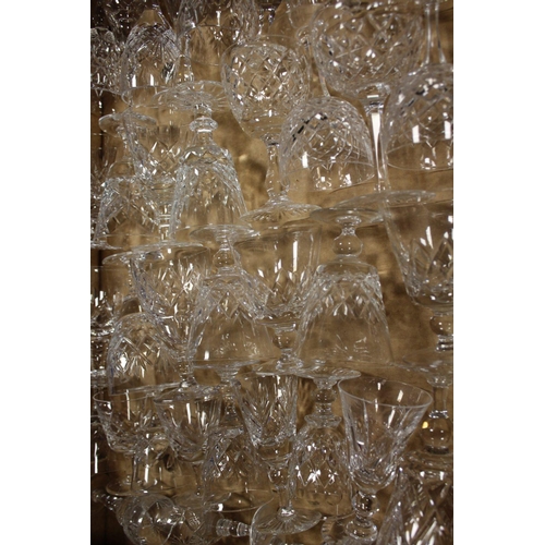 70 - A QUANTITY OF ASSORTED CUT GLASSWARE TOGETHER WITH FOUR BOXED ROYAL BRIERLY CRYSTAL PLATES