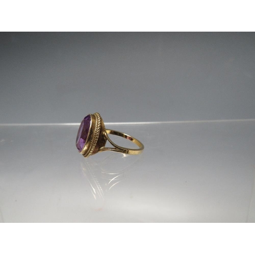 246 - A HALLMARKED 9CT GOLD AMETHYST DRESS RING, ring size P, approx 3.59 g