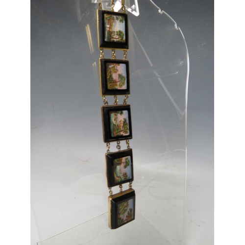 260 - A LATE 19TH / EARLY 20TH CENTURY GRAND TOUR STYLE MICRO MOSAIC PANEL LINK BRACELET, the individual r... 