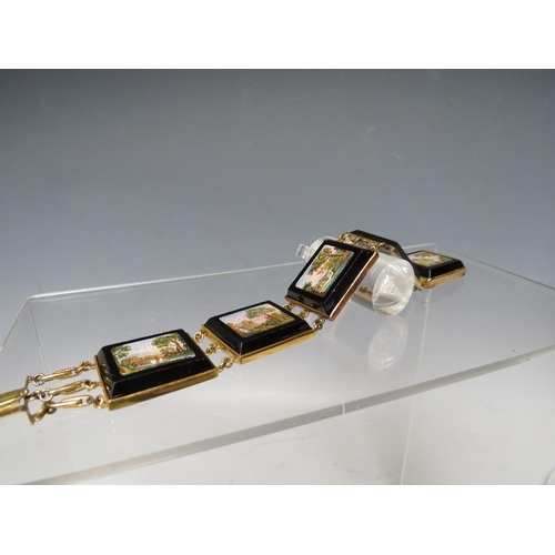 260 - A LATE 19TH / EARLY 20TH CENTURY GRAND TOUR STYLE MICRO MOSAIC PANEL LINK BRACELET, the individual r... 