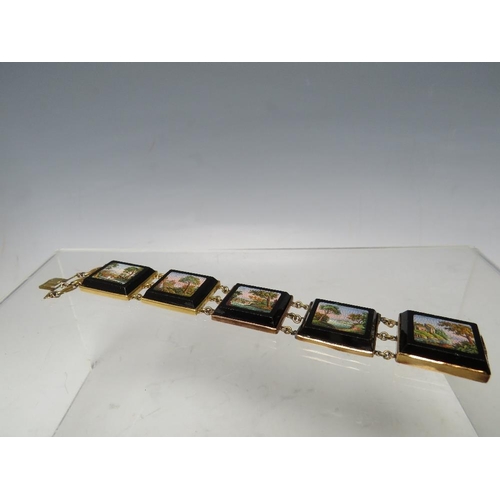 260 - A LATE 19TH / EARLY 20TH CENTURY GRAND TOUR STYLE MICRO MOSAIC PANEL LINK BRACELET, the individual r... 