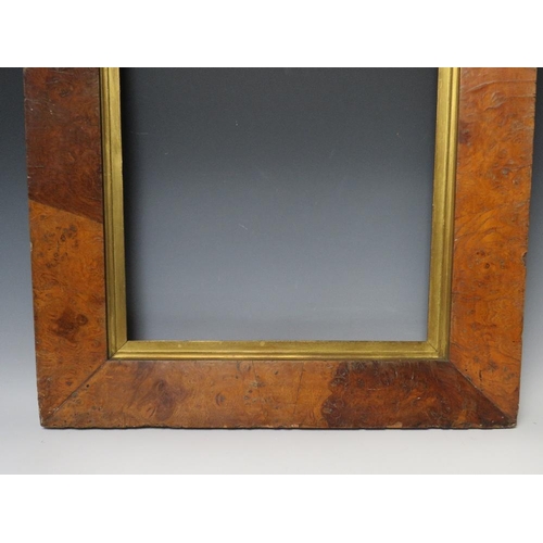 70 - A LATE 18TH / EARLY 19TH CENTURY MAPLE FRAME, with gold slip, frame W 8 cm, rebate 57 x 44.5 cm