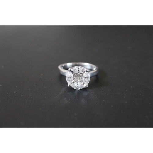 293 - AN 18 CARAT WHITE GOLD 1.72 CARAT MARQUISE AND PRINCESS CUT DIAMOND RING, complete with AGI certific... 