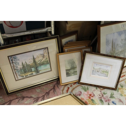 32 - A SMALL QUANTITY OF FRAMED AND GLAZED PICTURES AND PRINTS TO INC A WATERCOLOUR