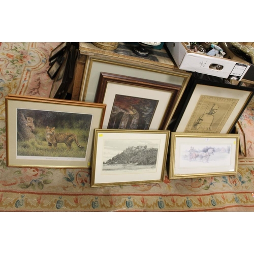 35 - A QUANTITY OF FRAMED AND GLAZED PICTURES AND PRINTS ETC