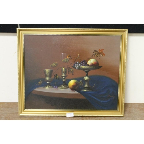 42 - A GILT FRAMED STILL LIFT OIL ON CANVAS SIGNED LOWER RIGHT MAINAY;