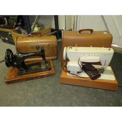 172 - A CASED SINGER SEWING ,MACHINE MODEL 237 PLUS A WOODEN CASED SINGER SEWING MACHINE 10327388 (2)