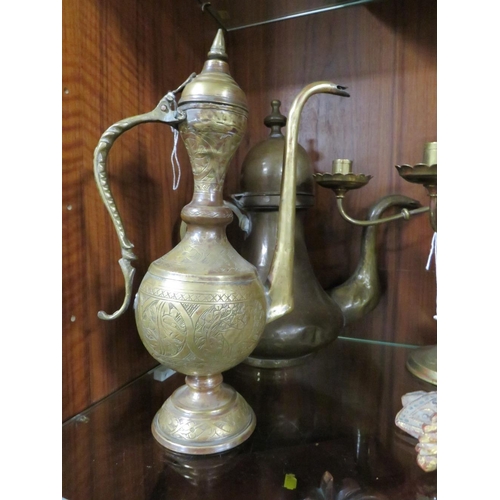 175 - AN ANTIQUE COPPER SAMOVAR TOGETHER WITH A SELECTION OF ASSORTED METAL WARE AND A MODERN BUDDHA FIGUR... 