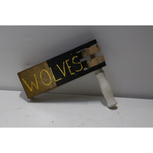 48 - A LARGE COLLECTION OF WOLVERHAMPTON WANDERERS 'WOLVES' EPHEMERA AND COLLECTABLES TO INCLUDE VINTAGE ... 