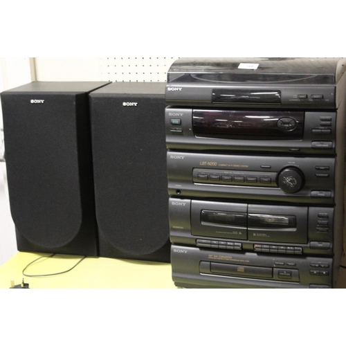 164 - A SONY STEREO SYSTEM LBT-N200 COMPACT HI FI WITH SPEAKERS