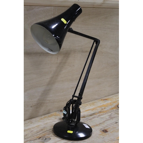 165 - A VINTAGE BLACK ANGLEPOISE DESK LAMP