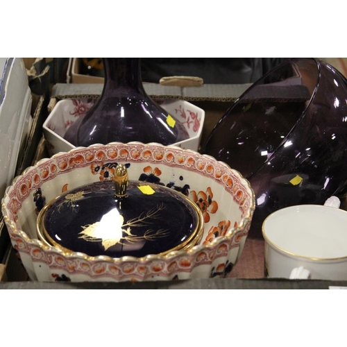 91 - TWO BOXES OF ASSORTED CERAMICS AND GLASSWARE TO INCLUDE PORTMEIRION PURPLE GLASS BOWL AND VASE, ROYA... 