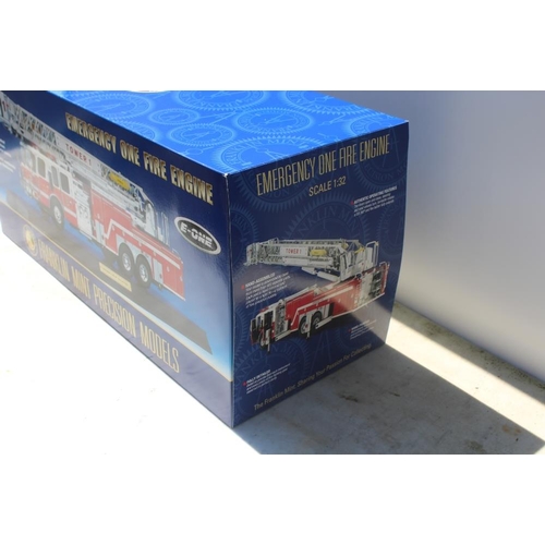 261 - THE FRANKLIN MINT PRECISION MODELS, a boxed E-One Emergency One Tower One fire engine, scale 1:32, w... 