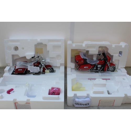 268 - TWO FRANKLIN MINT PRECISION MODELS, a 2006 Harley Davidson Firefighter special edition, limited edit... 