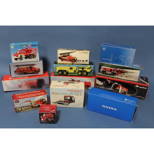 53 - THIRTEEN BOXED VEHICLES TO INCLUDE ROSENBAUER ARFF VEHICLE PANTHER 6 x 6, Rosenbauer Panther 8 x 8 (... 