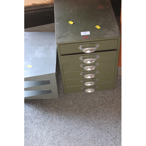 113 - A VETERAN SERIES METAL SIX DRAWER DESK TOP FILING CABINET TOGETHER WITH A METAL 'IN' TRAY (2)