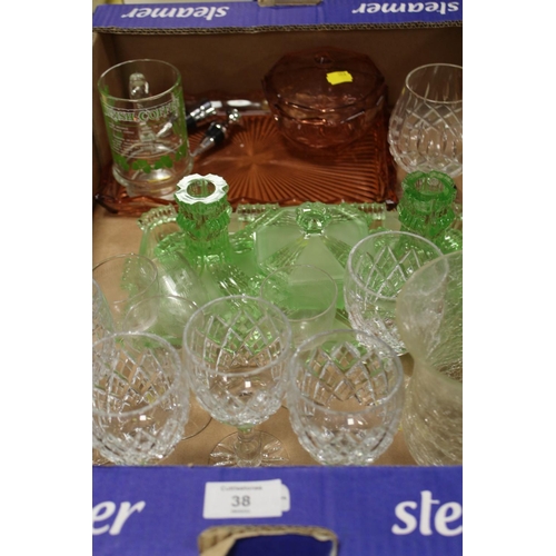 38 - TWO TRAYS OF ASSORTED GLASSWARE TO INCLUDE DECO STYLE DRESSING TABLE PIECES, ETCHED SENIOR SERVICE W... 