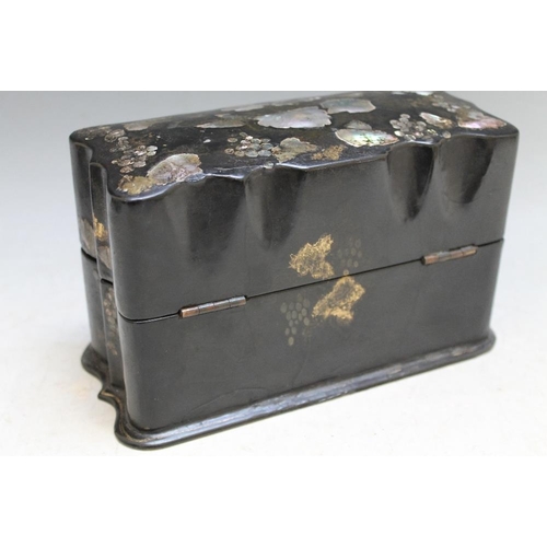 212 - AN ANTIQUE PAPIER MACHE TRIPLE SCENT BOTTLE CASKET, having matched bottles to interior, one bottle l... 