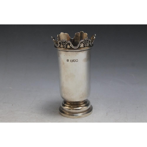 355 - A HALLMARKED SILVER VASE BY DANIEL & JOHN WELLBY - LONDON 1898, approx weight 195g, H 14 cm