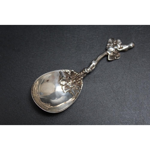 365 - A SCOTTISH SILVER ORNATE HALLMARKED SILVER CADDY SPOON BY MARSHALL & SON, of George Street, Edinburg... 