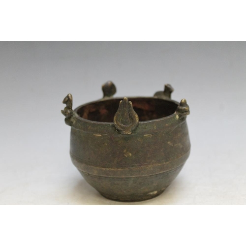 422 - A SUB CONTINENTAL STYLE BRONZE TYPE INCENSE BURNER, Dia 10 cm