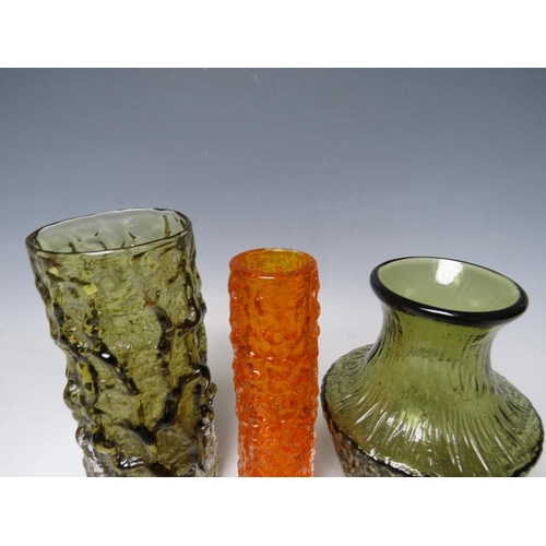 423 - A WHITEFRIARS SAGE GREEN AND CLEAR BARK VASE, 6