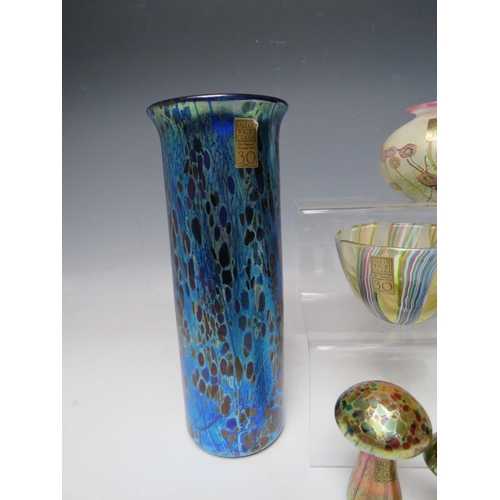 431 - A COLLECTION OF ISLE OF WIGHT STUDIO GLASS, comprising a tall blue lustre cylindrical vase, H 23 cm,... 