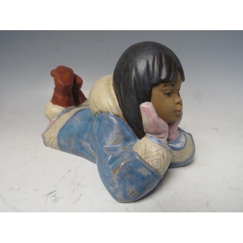 440 - TWO LLADRO SPANISH POTTERY FIGURES, comprising 'Pensive Eskimo Boy' and 'Pensive Eskimo Girl', toget... 